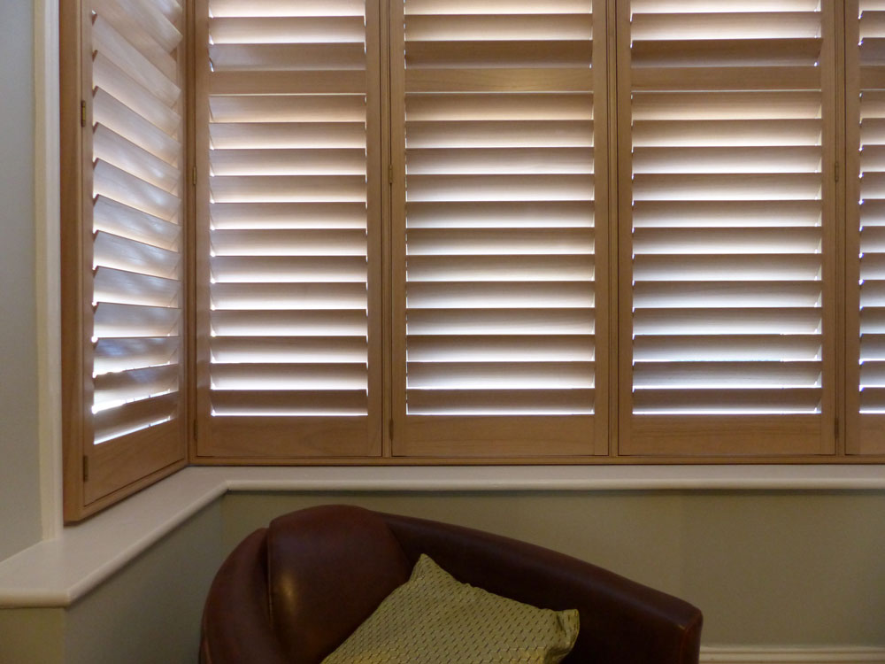 Square Bay Windows Opennshut