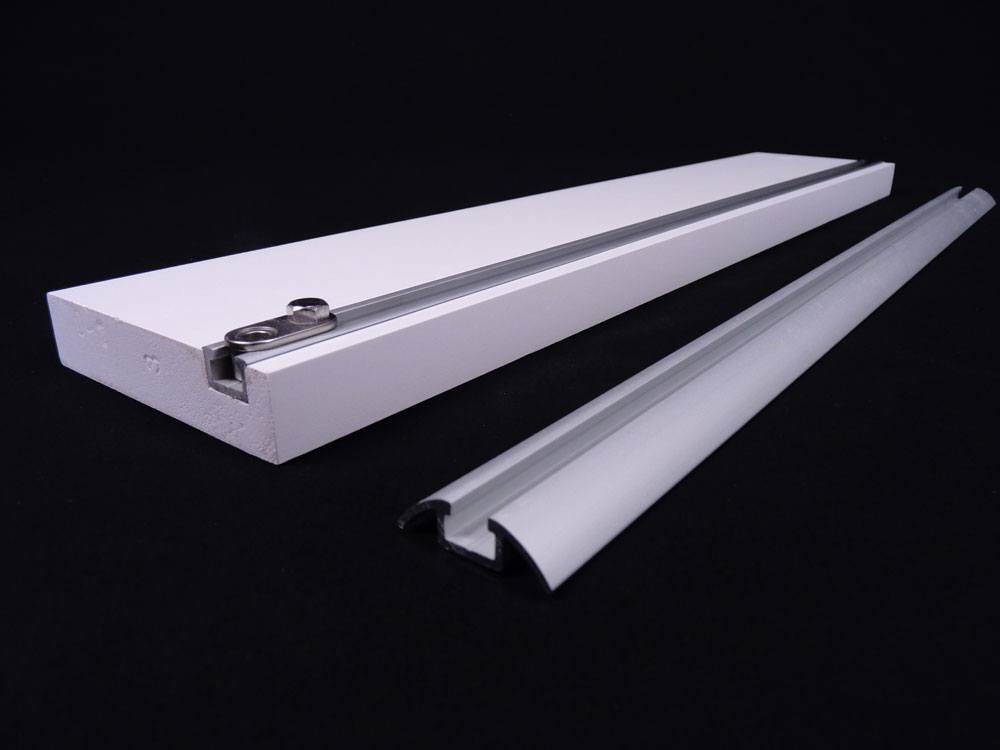 Bottom track board and guide Bottom track board and guide