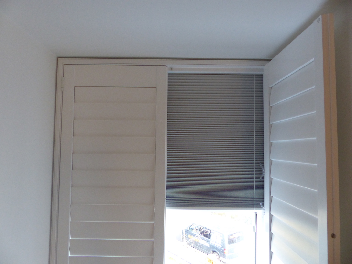 Shows blackout blind half down